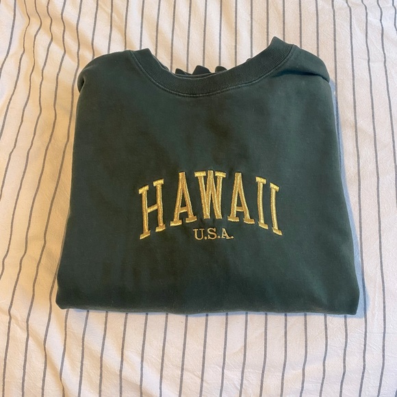 Brandy Melville Tops Brandy Melville Hawaii Sweatshirt Poshmark